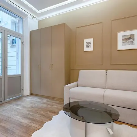 Mykeypers Luxury Parisian Flat - Heart Of Paris