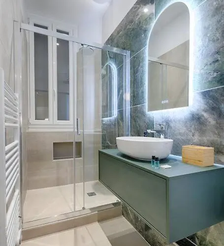 Apartment Mykeypers Luxury Parisian Flat - Heart Of