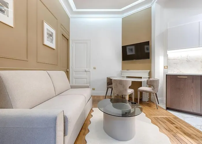 Mykeypers Luxury Parisian Flat - Heart Of Apartment Paris