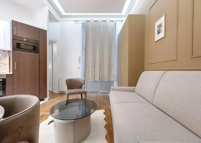 Mykeypers Luxury Parisian Flat - Heart Of Apartment *